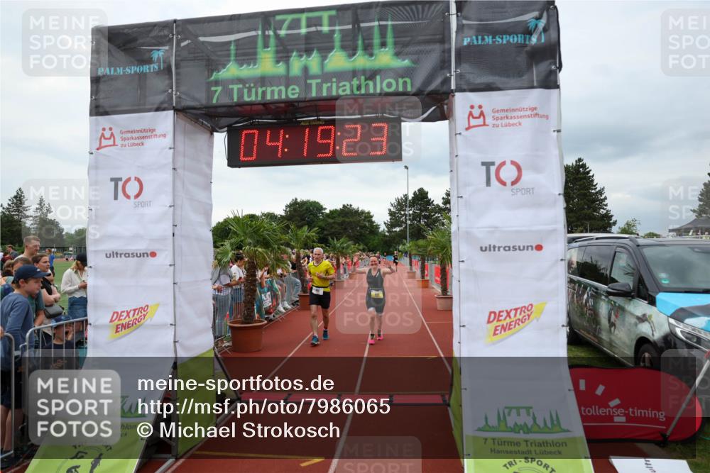 15.06.2025 - 7 Türme Triathlon Michael Strokosch http://msf.ph/oto/7986065 15.06.2025 14:19:23 Ziel 193, 806 meine-sportfotos.de