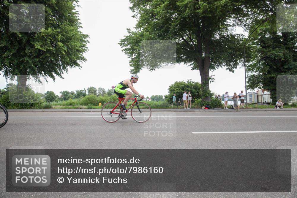 15.06.2025 - 7 Türme Triathlon Yannick Fuchs http://msf.ph/oto/7986160 15.06.2025 11:51:50 Radfahren 252, 271, 316, 325 meine-sportfotos.de