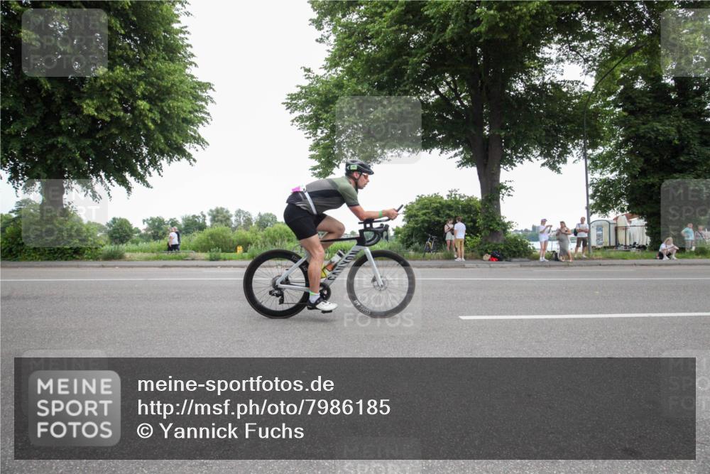 15.06.2025 - 7 Türme Triathlon Yannick Fuchs http://msf.ph/oto/7986185 15.06.2025 11:52:16 Radfahren 230, 298 meine-sportfotos.de