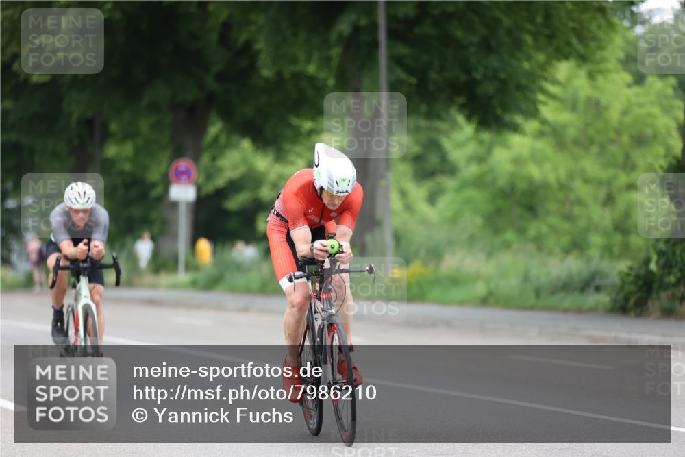 15.06.2025 - 7 Türme Triathlon Yannick Fuchs http://msf.ph/oto/7986210 15.06.2025 11:41:27 Radfahren  meine-sportfotos.de