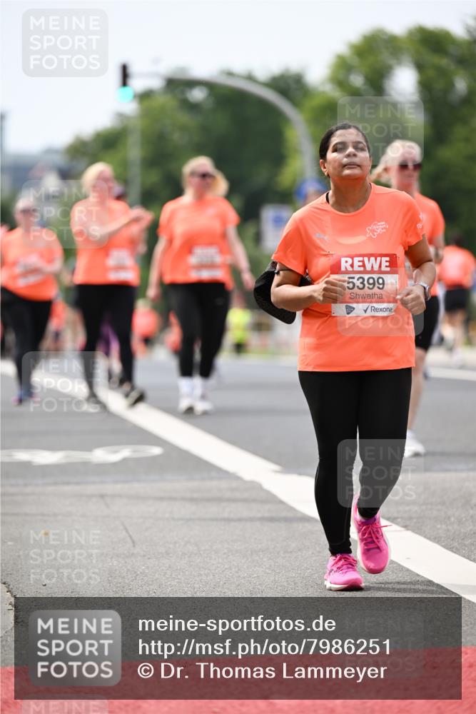 15.06.2025 - REWE Women's Run Dr. Thomas Lammeyer http://msf.ph/oto/7986251 15.06.2025 10:47:46 Laufen 5399 meine-sportfotos.de