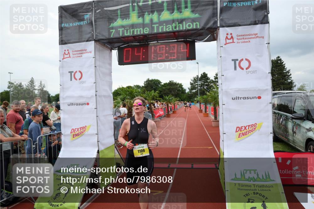 15.06.2025 - 7 Türme Triathlon Michael Strokosch http://msf.ph/oto/7986308 15.06.2025 14:19:34 Ziel 898, 1109, 1141 meine-sportfotos.de