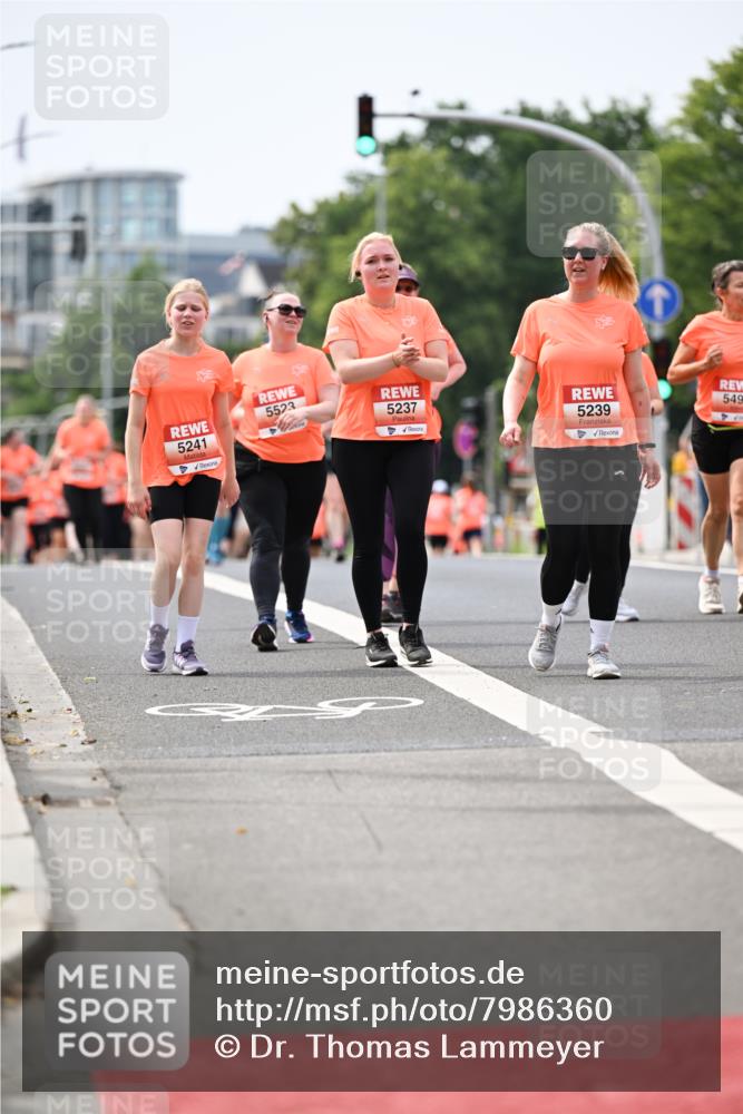 15.06.2025 - REWE Women's Run Dr. Thomas Lammeyer http://msf.ph/oto/7986360 15.06.2025 10:47:47 Laufen 5523, 5241, 5237, 5239, 549 meine-sportfotos.de