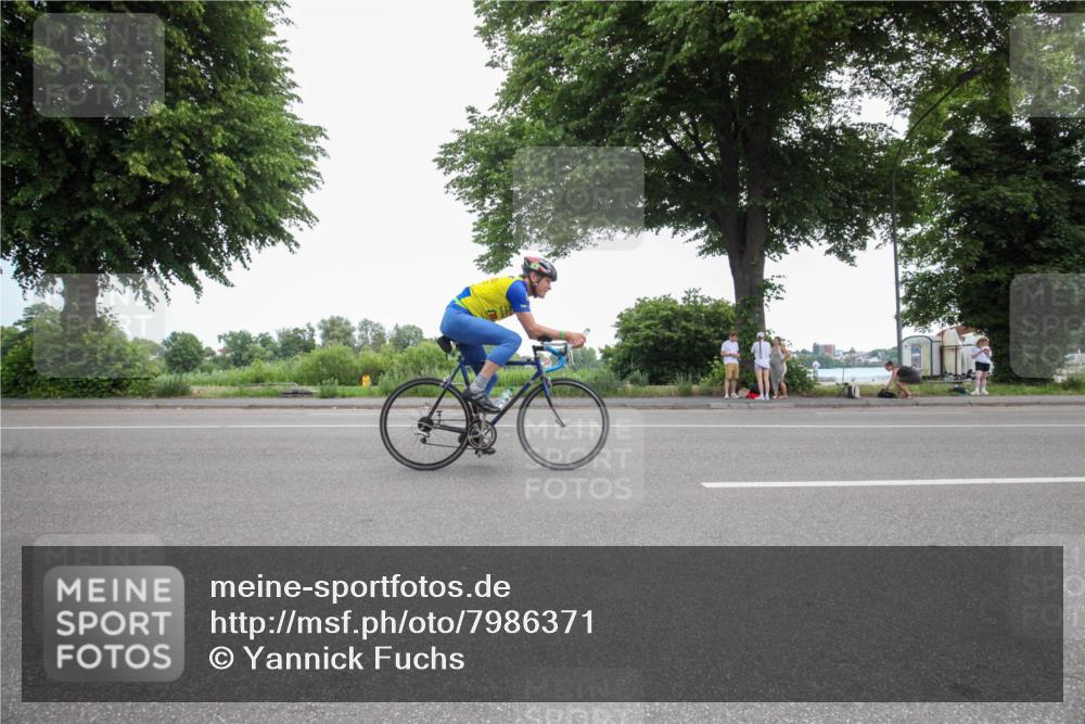 15.06.2025 - 7 Türme Triathlon Yannick Fuchs http://msf.ph/oto/7986371 15.06.2025 12:01:38 Radfahren 212, 336 meine-sportfotos.de