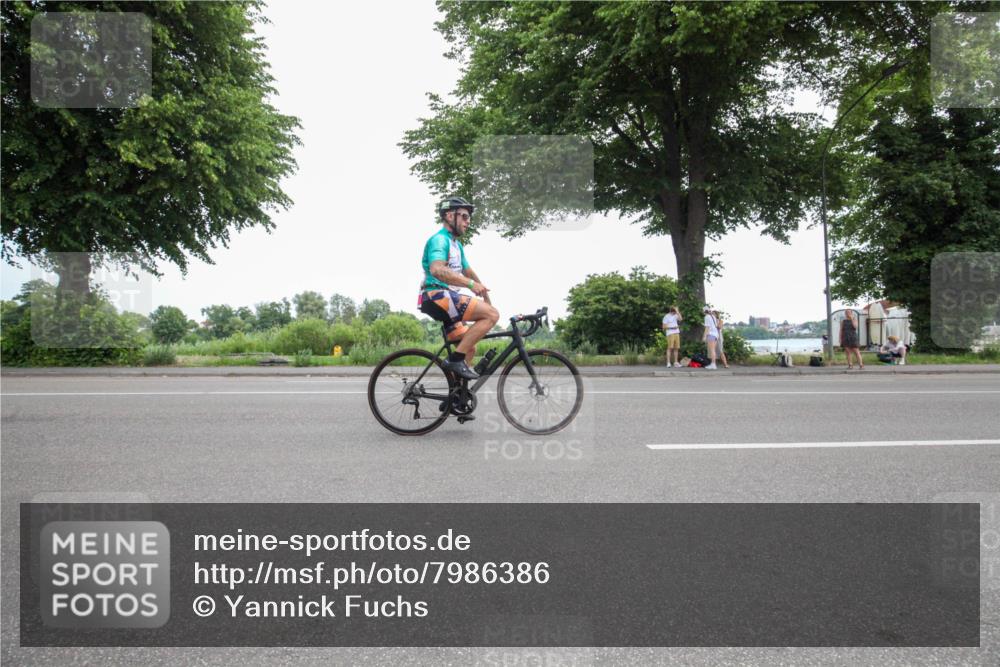 15.06.2025 - 7 Türme Triathlon Yannick Fuchs http://msf.ph/oto/7986386 15.06.2025 12:02:27 Radfahren 250 meine-sportfotos.de