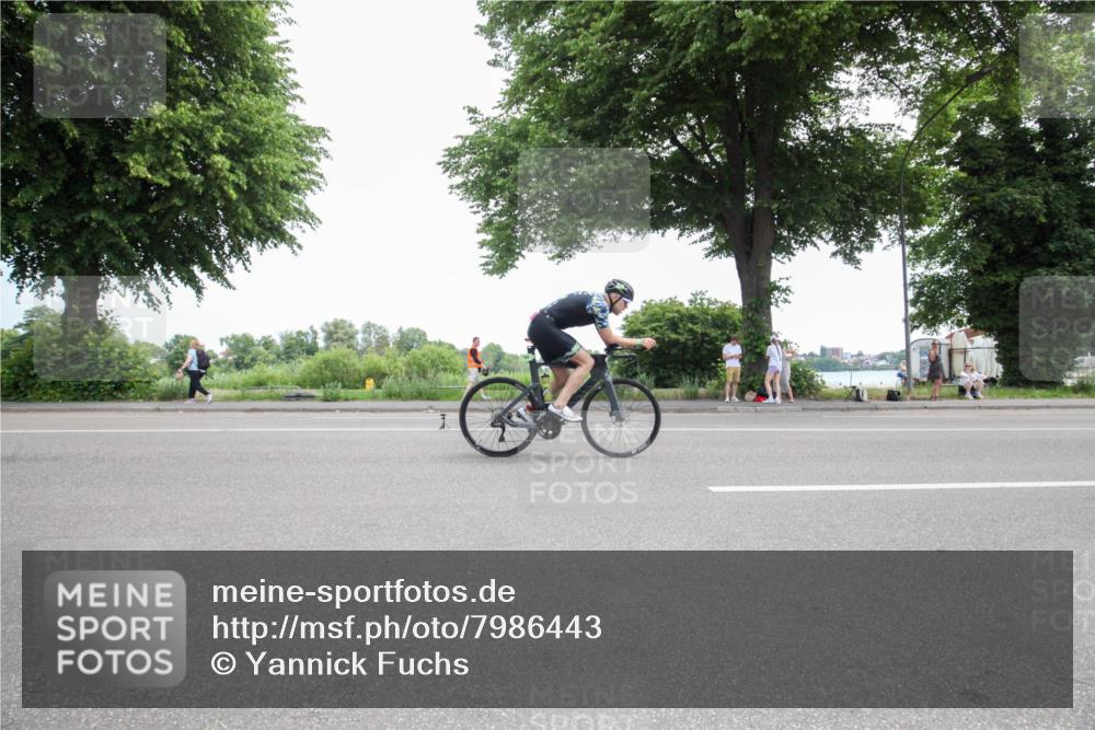 15.06.2025 - 7 Türme Triathlon Yannick Fuchs http://msf.ph/oto/7986443 15.06.2025 12:06:24 Radfahren 280, 295 meine-sportfotos.de