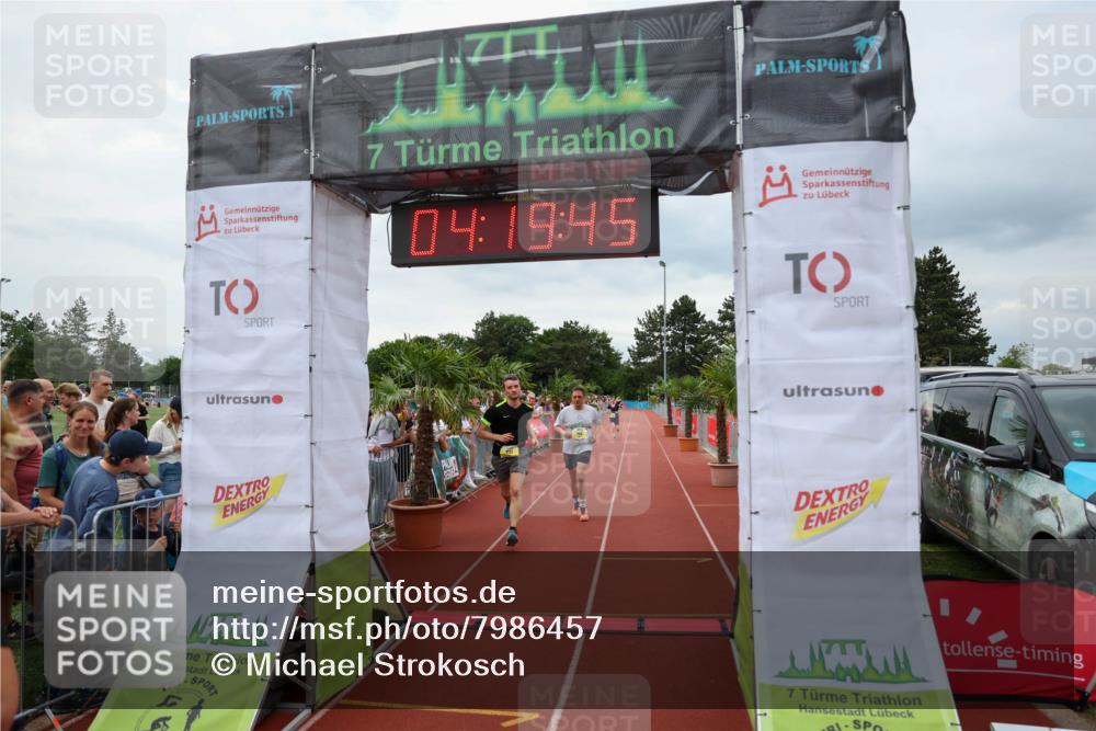15.06.2025 - 7 Türme Triathlon Michael Strokosch http://msf.ph/oto/7986457 15.06.2025 14:19:44 Ziel 704, 931, 1117, 1191 meine-sportfotos.de