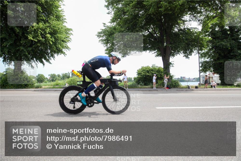 15.06.2025 - 7 Türme Triathlon Yannick Fuchs http://msf.ph/oto/7986491 15.06.2025 12:07:50 Radfahren 280, 282, 285, 292, 295, 333 meine-sportfotos.de