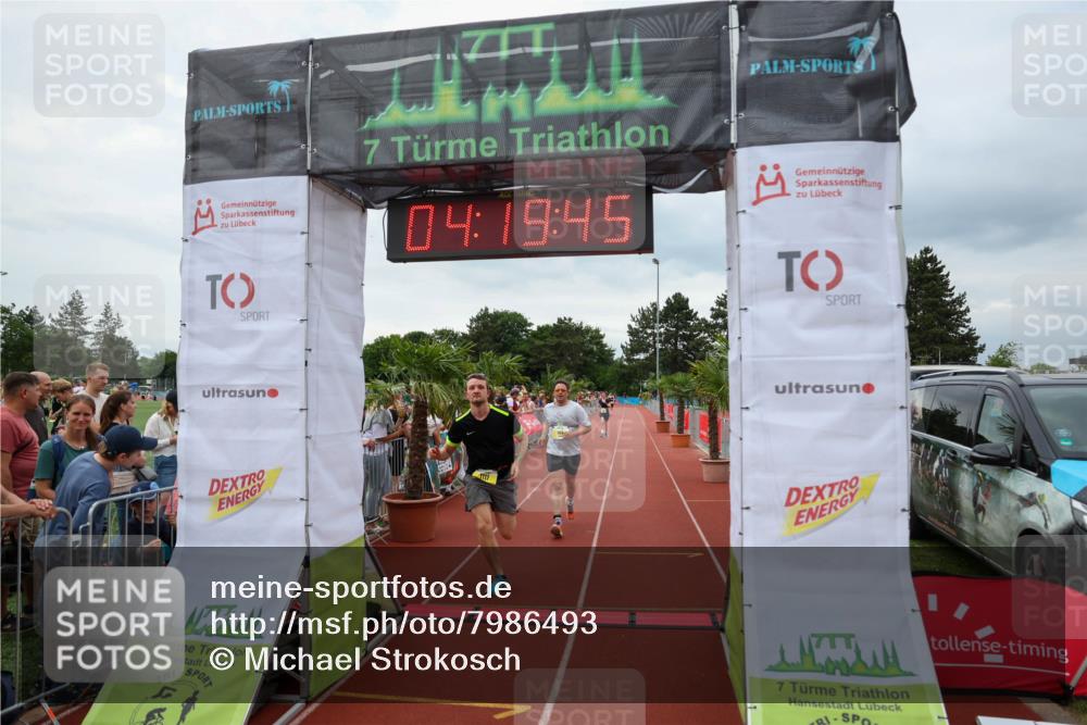 15.06.2025 - 7 Türme Triathlon Michael Strokosch http://msf.ph/oto/7986493 15.06.2025 14:19:45 Ziel 704, 878, 931, 1117, 1191 meine-sportfotos.de