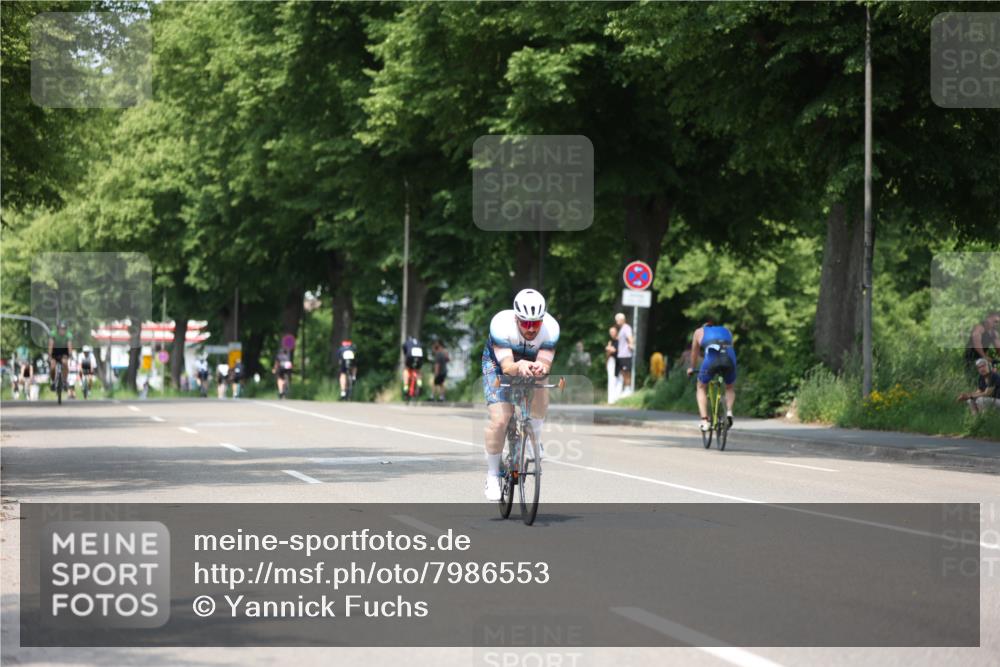 15.06.2025 - 7 Türme Triathlon Yannick Fuchs http://msf.ph/oto/7986553 15.06.2025 12:57:22 Radfahren 257, 595, 1016, 1156, 1181 meine-sportfotos.de