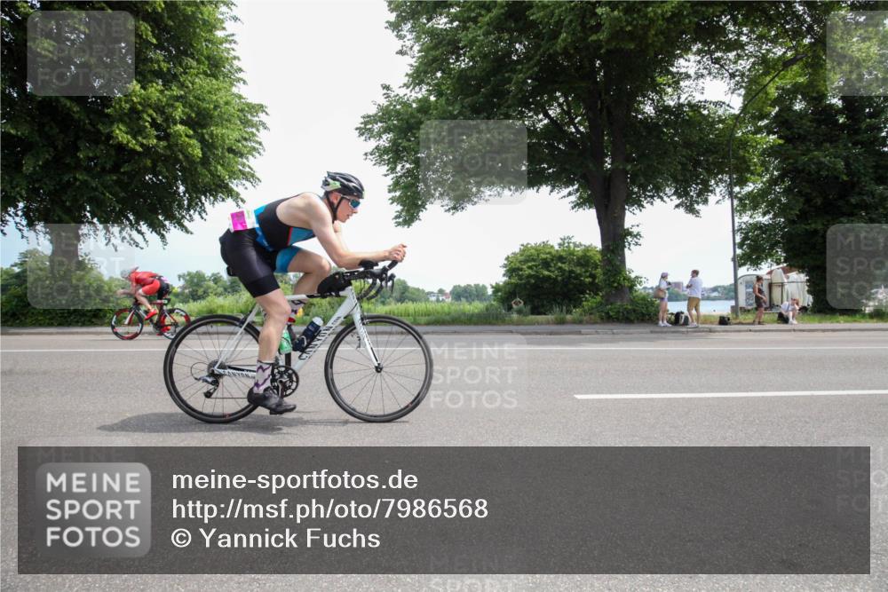 15.06.2025 - 7 Türme Triathlon Yannick Fuchs http://msf.ph/oto/7986568 15.06.2025 12:12:38 Radfahren 233, 236 meine-sportfotos.de