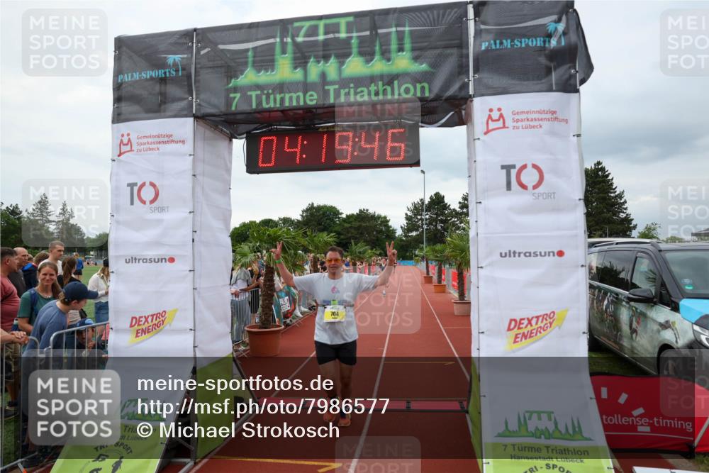 15.06.2025 - 7 Türme Triathlon Michael Strokosch http://msf.ph/oto/7986577 15.06.2025 14:19:46 Ziel 704, 878, 931, 1117, 1191 meine-sportfotos.de