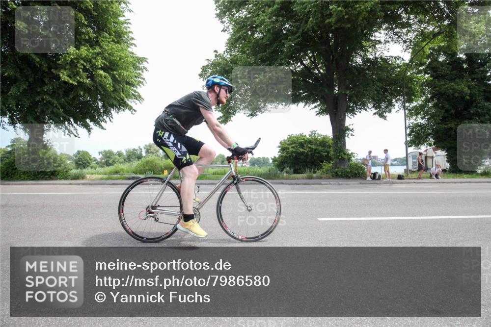 15.06.2025 - 7 Türme Triathlon Yannick Fuchs http://msf.ph/oto/7986580 15.06.2025 12:13:19 Radfahren 209, 307, 410 meine-sportfotos.de