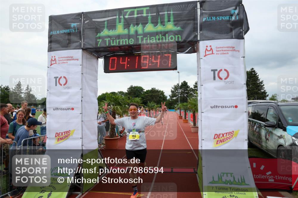 15.06.2025 - 7 Türme Triathlon Michael Strokosch http://msf.ph/oto/7986594 15.06.2025 14:19:46 Ziel 704, 878, 931, 1117, 1191 meine-sportfotos.de