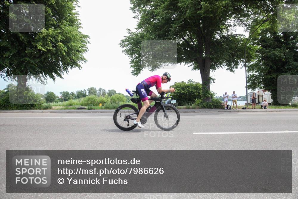 15.06.2025 - 7 Türme Triathlon Yannick Fuchs http://msf.ph/oto/7986626 15.06.2025 12:16:15 Radfahren 256, 332 meine-sportfotos.de