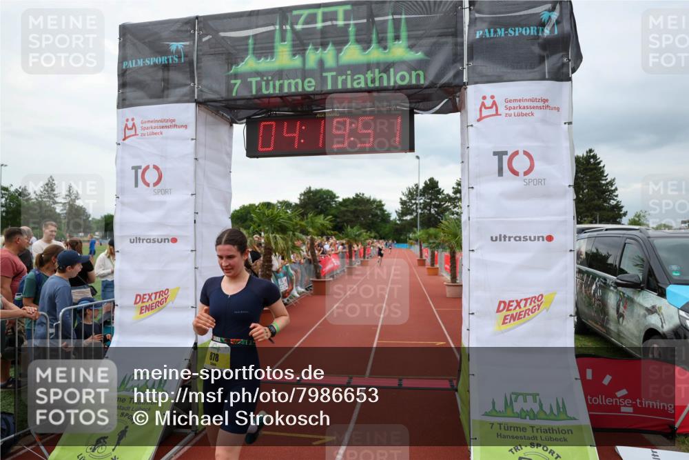 15.06.2025 - 7 Türme Triathlon Michael Strokosch http://msf.ph/oto/7986653 15.06.2025 14:19:51 Ziel 704, 878, 1117 meine-sportfotos.de