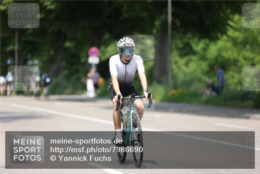 15.06.2025 - 7 Türme Triathlon Yannick Fuchs http://msf.ph/oto/7986690 15.06.2025 12:57:32 Radfahren 499, 503, 639, 647, 789, 855, 862, 978, 1073 meine-sportfotos.de