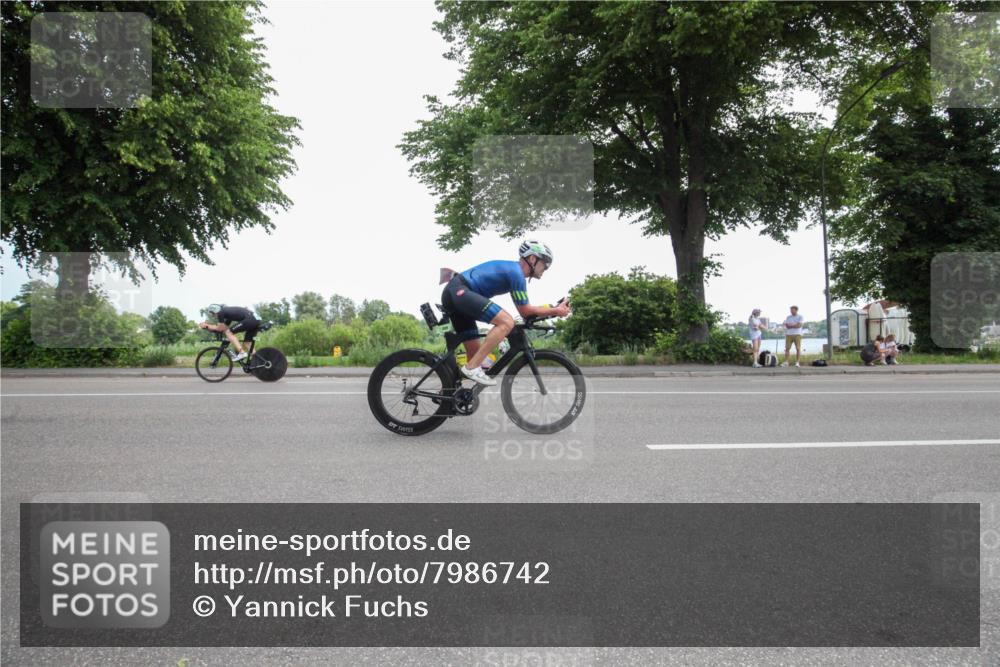 15.06.2025 - 7 Türme Triathlon Yannick Fuchs http://msf.ph/oto/7986742 15.06.2025 12:19:57 Radfahren 309, 414 meine-sportfotos.de