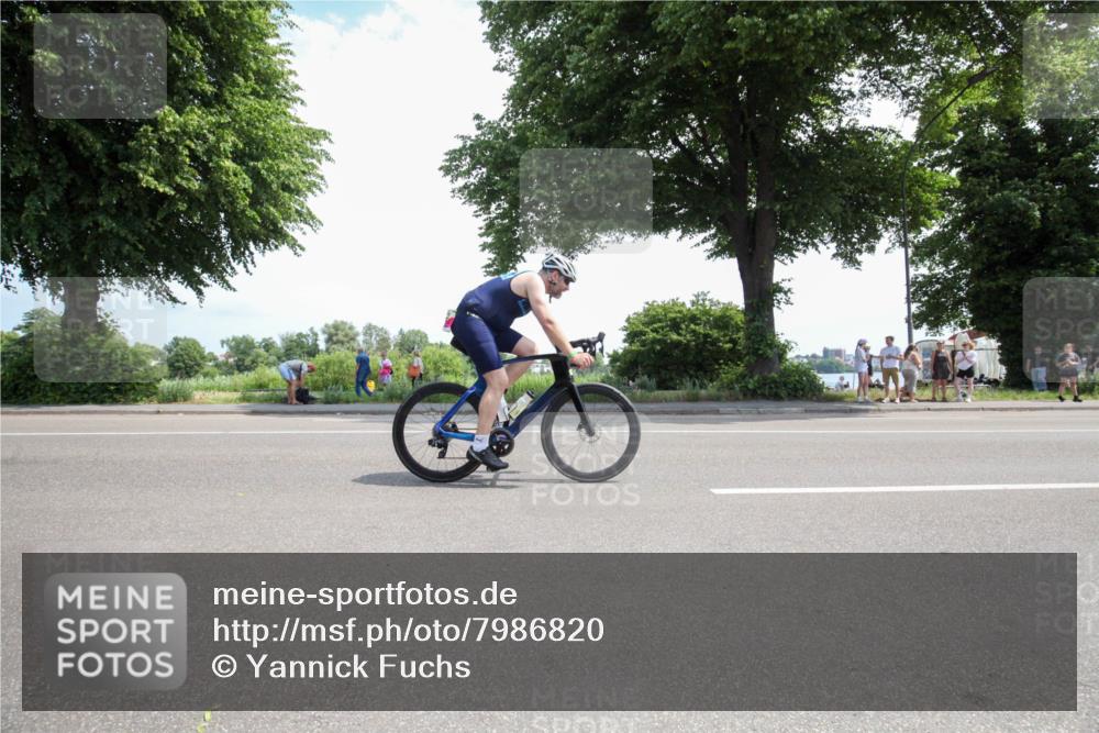 15.06.2025 - 7 Türme Triathlon Yannick Fuchs http://msf.ph/oto/7986820 15.06.2025 12:29:38 Radfahren 663 meine-sportfotos.de