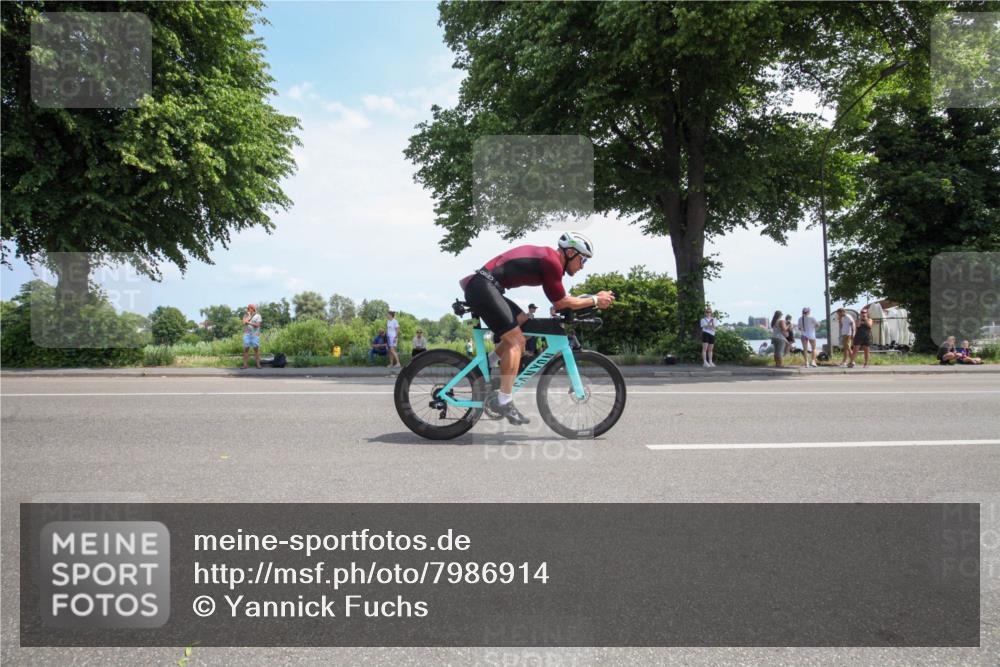 15.06.2025 - 7 Türme Triathlon Yannick Fuchs http://msf.ph/oto/7986914 15.06.2025 12:33:11 Radfahren 334, 544 meine-sportfotos.de