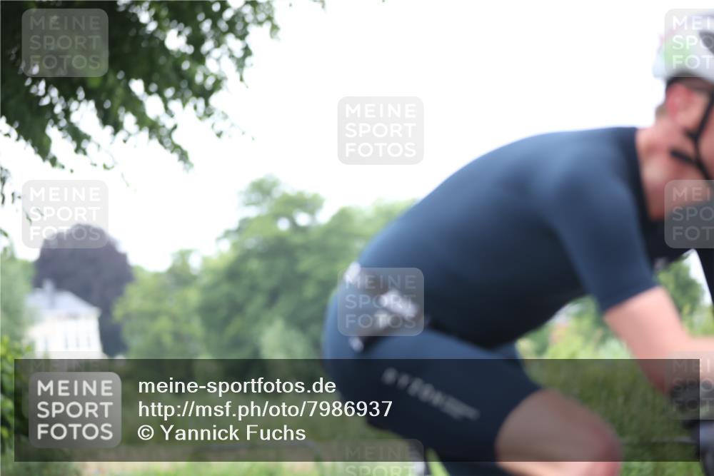 15.06.2025 - 7 Türme Triathlon Yannick Fuchs http://msf.ph/oto/7986937 15.06.2025 11:42:13 Radfahren 214, 225, 237 meine-sportfotos.de