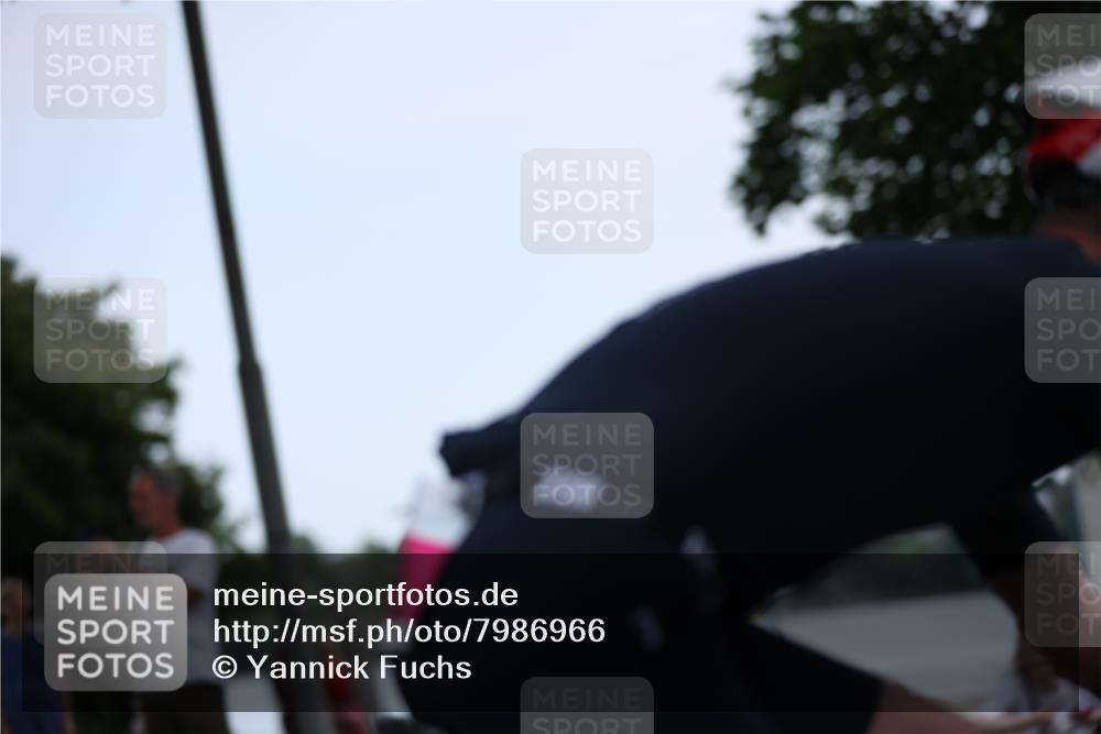 15.06.2025 - 7 Türme Triathlon Yannick Fuchs http://msf.ph/oto/7986966 15.06.2025 11:42:13 Radfahren 214, 225, 237 meine-sportfotos.de