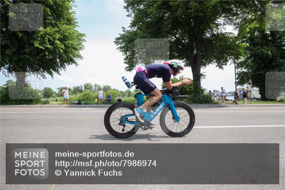 15.06.2025 - 7 Türme Triathlon Yannick Fuchs http://msf.ph/oto/7986974 15.06.2025 12:36:21 Radfahren 258, 618, 667 meine-sportfotos.de