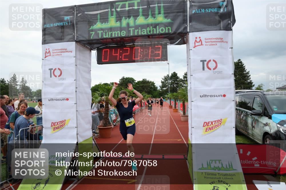 15.06.2025 - 7 Türme Triathlon Michael Strokosch http://msf.ph/oto/7987058 15.06.2025 14:20:13 Ziel 906, 1026, 1200 meine-sportfotos.de