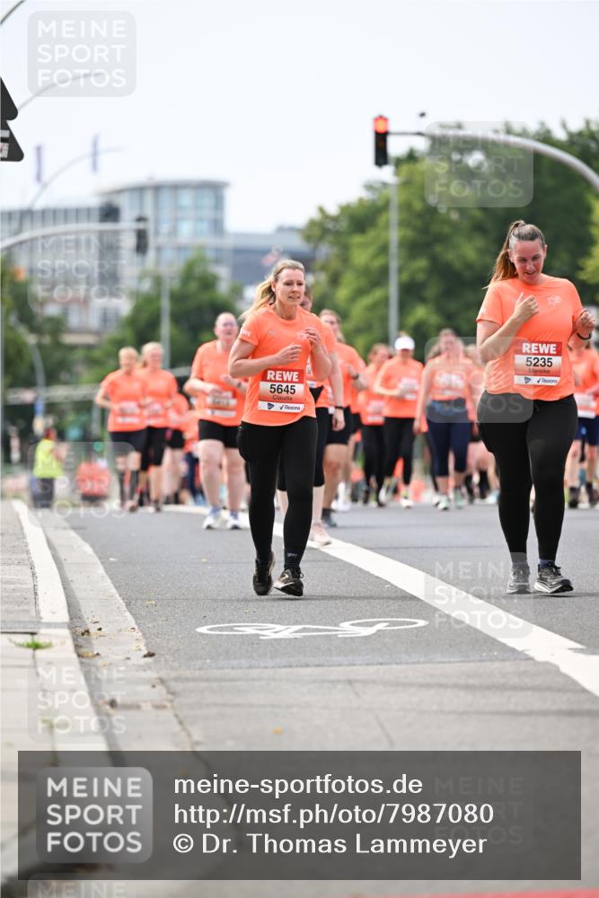 15.06.2025 - REWE Women's Run Dr. Thomas Lammeyer http://msf.ph/oto/7987080 15.06.2025 10:48:03 Laufen 5645, 5235 meine-sportfotos.de
