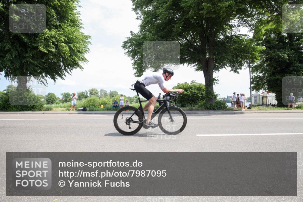 15.06.2025 - 7 Türme Triathlon Yannick Fuchs http://msf.ph/oto/7987095 15.06.2025 12:40:57 Radfahren 201, 221, 254, 283, 323, 465 meine-sportfotos.de