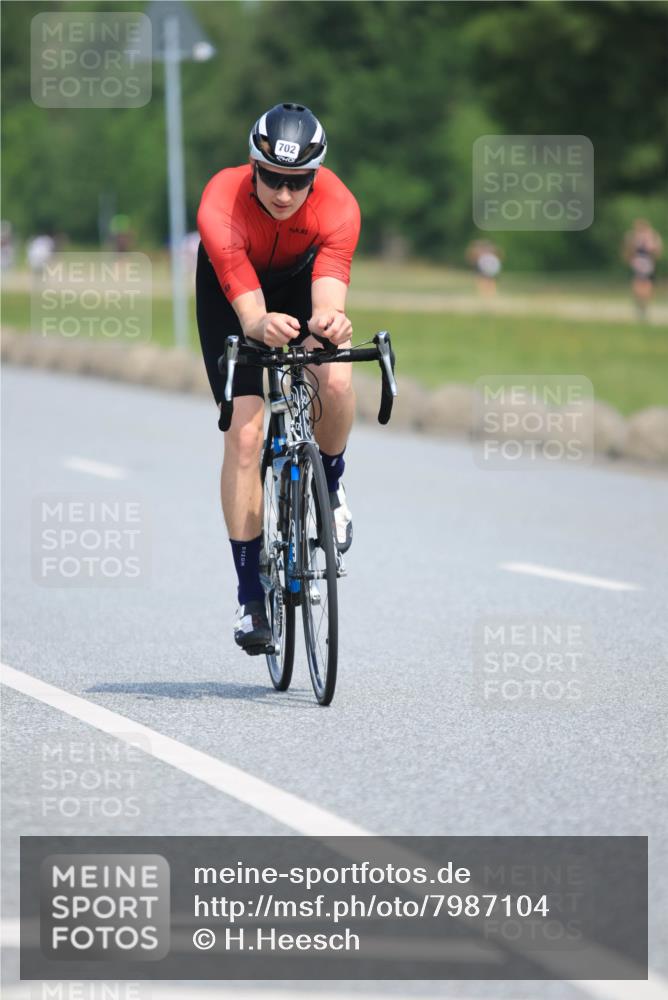 15.06.2025 - 27. Vierlanden-Triathlon H.Heesch http://msf.ph/oto/7987104 15.06.2025 11:36:13 Radfahren 651, 702, 725, 764 meine-sportfotos.de