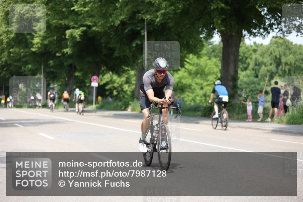 15.06.2025 - 7 Türme Triathlon Yannick Fuchs http://msf.ph/oto/7987128 15.06.2025 12:58:13 Radfahren 558, 623, 734 meine-sportfotos.de