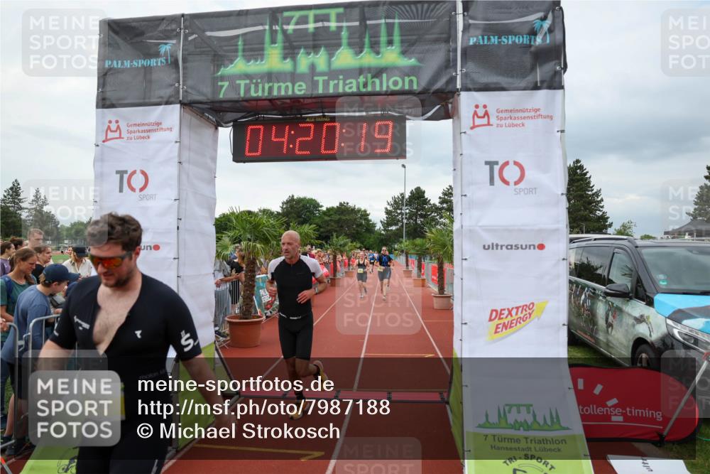 15.06.2025 - 7 Türme Triathlon Michael Strokosch http://msf.ph/oto/7987188 15.06.2025 14:20:19 Ziel 536, 680, 756, 891, 906, 1174, 1200 meine-sportfotos.de