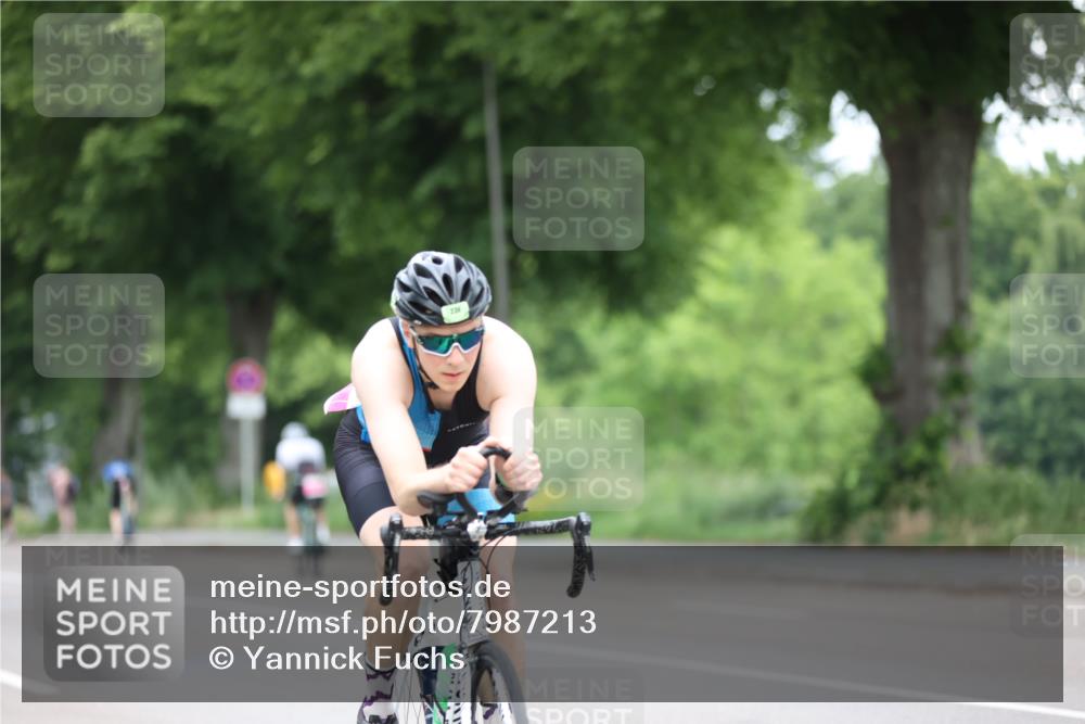15.06.2025 - 7 Türme Triathlon Yannick Fuchs http://msf.ph/oto/7987213 15.06.2025 11:42:27 Radfahren 233, 236 meine-sportfotos.de