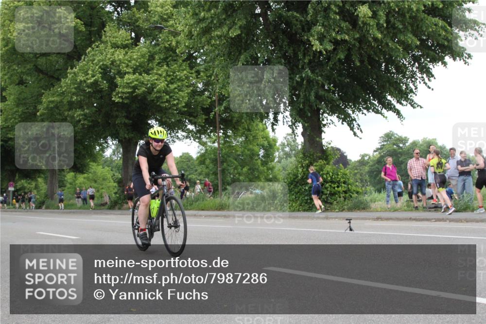 15.06.2025 - 7 Türme Triathlon Yannick Fuchs http://msf.ph/oto/7987286 15.06.2025 13:55:31 Radfahren  meine-sportfotos.de