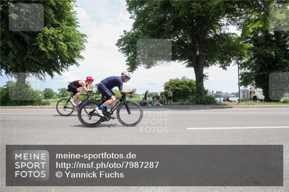 15.06.2025 - 7 Türme Triathlon Yannick Fuchs http://msf.ph/oto/7987287 15.06.2025 12:44:13 Radfahren 363 meine-sportfotos.de