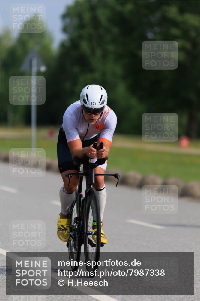 15.06.2025 - 27. Vierlanden-Triathlon H.Heesch http://msf.ph/oto/7987338 15.06.2025 09:12:16 Radfahren 27, 124, 158, 171, 219 meine-sportfotos.de