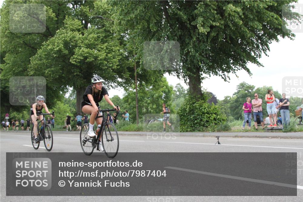 15.06.2025 - 7 Türme Triathlon Yannick Fuchs http://msf.ph/oto/7987404 15.06.2025 13:56:58 Radfahren  meine-sportfotos.de
