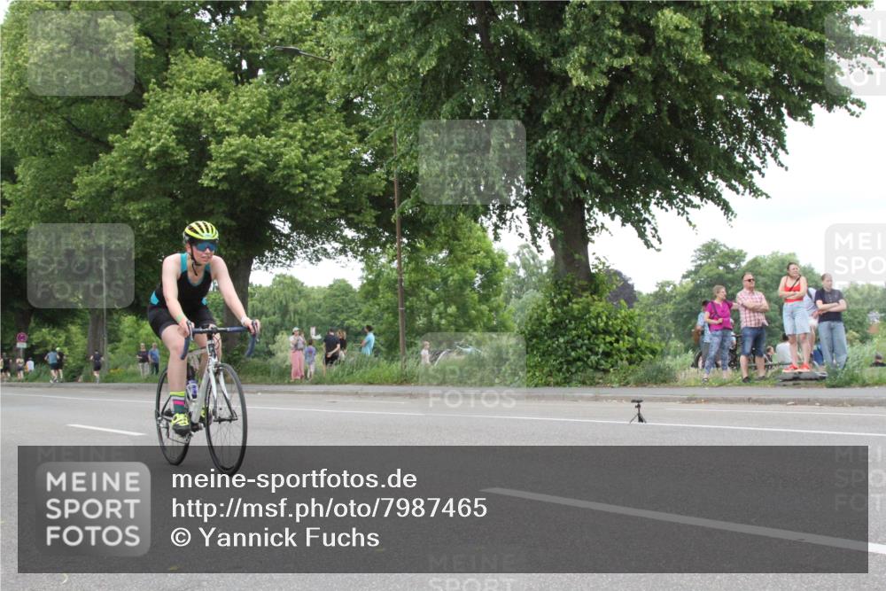 15.06.2025 - 7 Türme Triathlon Yannick Fuchs http://msf.ph/oto/7987465 15.06.2025 13:57:04 Radfahren  meine-sportfotos.de