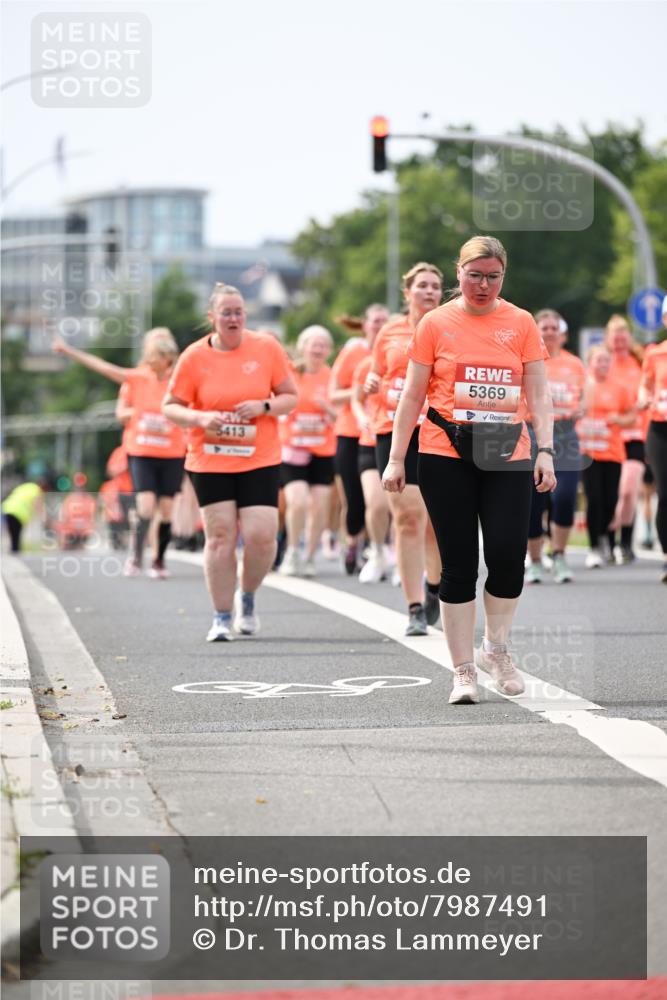 15.06.2025 - REWE Women's Run Dr. Thomas Lammeyer http://msf.ph/oto/7987491 15.06.2025 10:48:10 Laufen 5413, 5369 meine-sportfotos.de