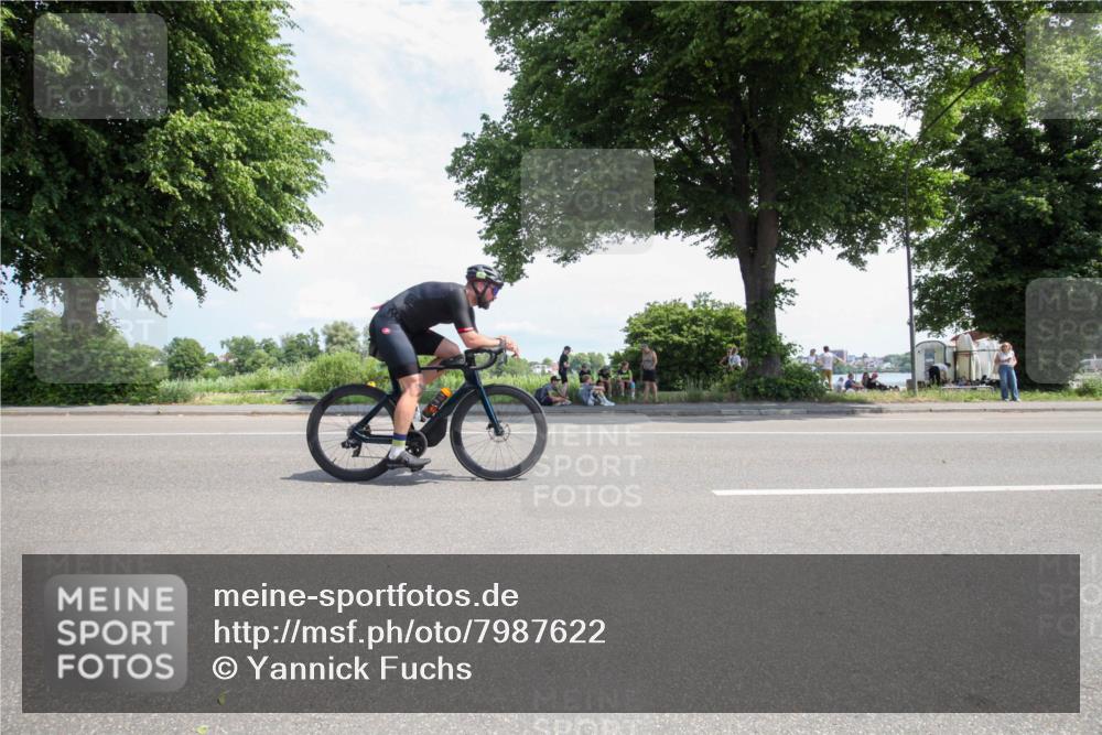 15.06.2025 - 7 Türme Triathlon Yannick Fuchs http://msf.ph/oto/7987622 15.06.2025 12:47:29 Radfahren 202, 633 meine-sportfotos.de
