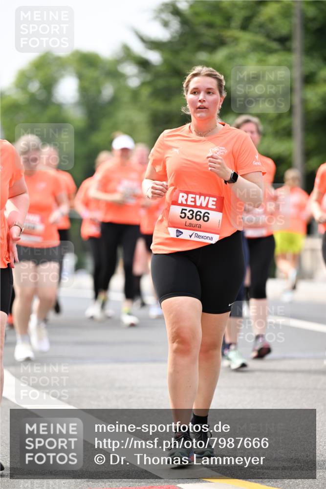 15.06.2025 - REWE Women's Run Dr. Thomas Lammeyer http://msf.ph/oto/7987666 15.06.2025 10:48:17 Laufen 5366 meine-sportfotos.de
