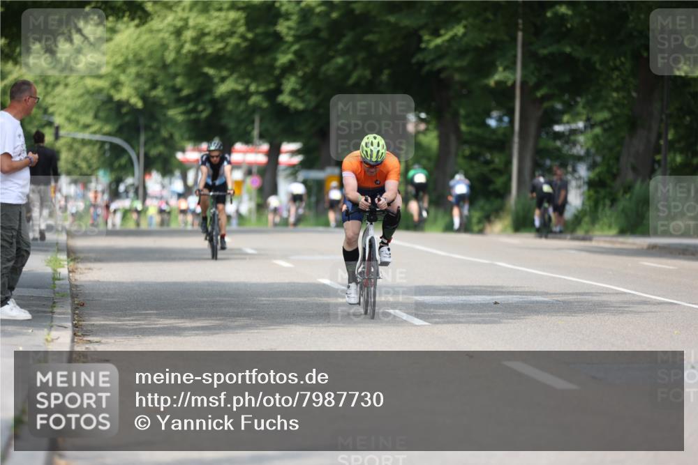 15.06.2025 - 7 Türme Triathlon Yannick Fuchs http://msf.ph/oto/7987730 15.06.2025 12:59:05 Radfahren 361, 579, 647, 919, 1006, 1071 meine-sportfotos.de