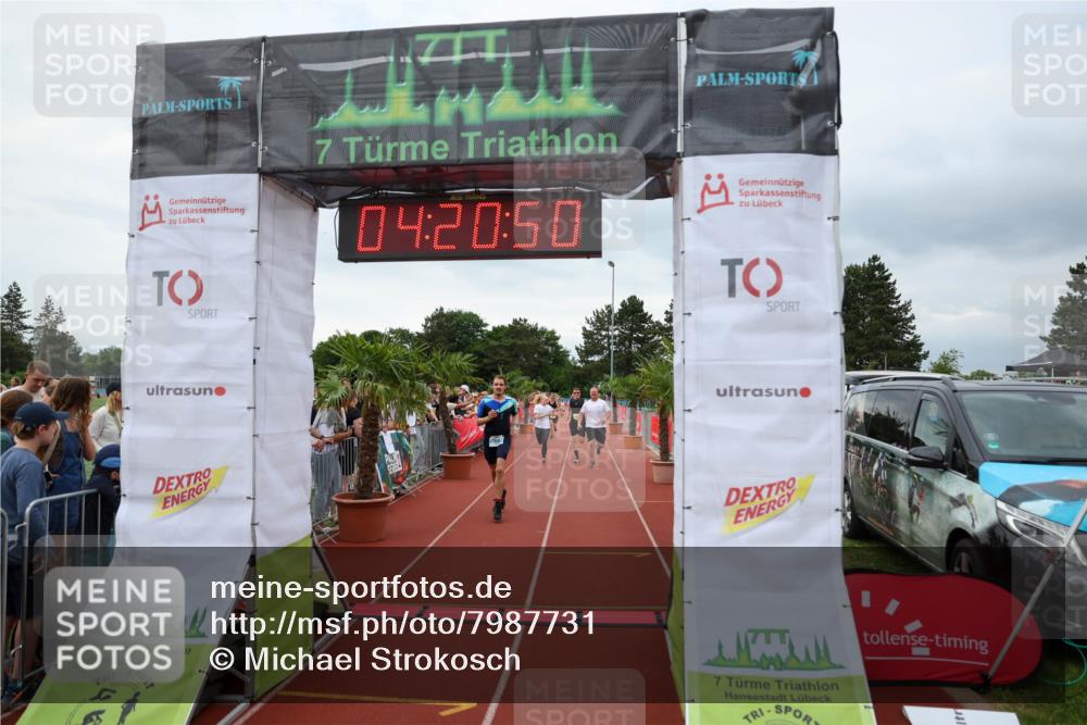 15.06.2025 - 7 Türme Triathlon Michael Strokosch http://msf.ph/oto/7987731 15.06.2025 14:20:50 Ziel 602, 876, 954, 1178 meine-sportfotos.de