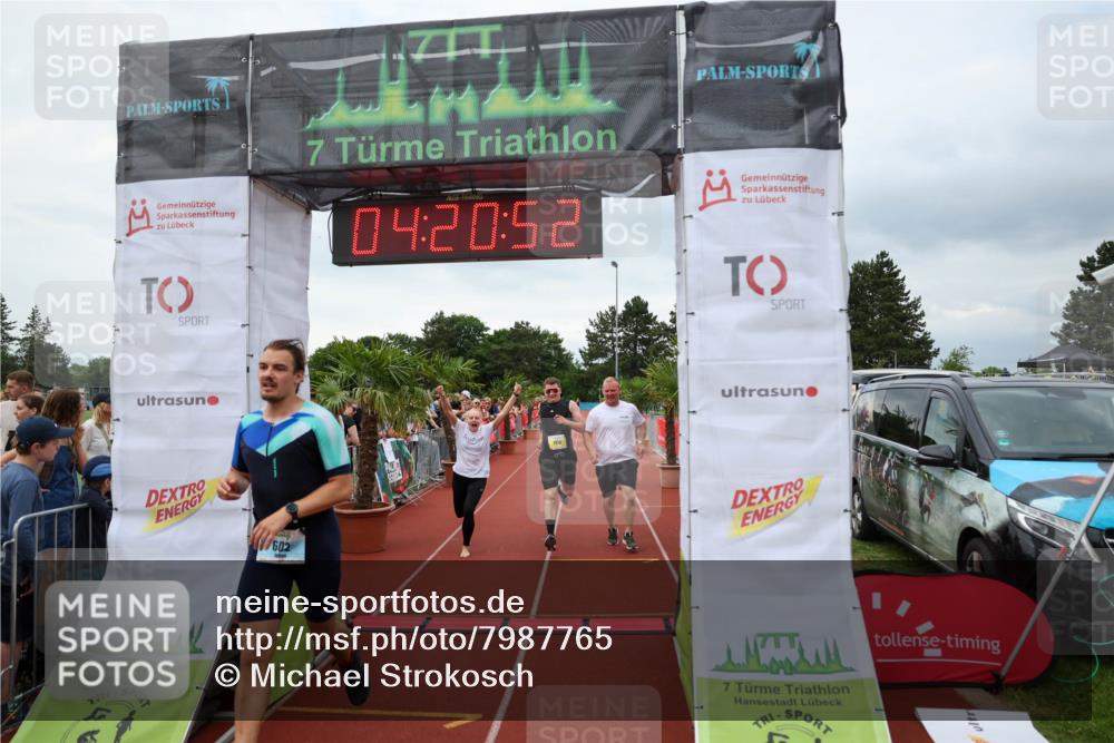 15.06.2025 - 7 Türme Triathlon Michael Strokosch http://msf.ph/oto/7987765 15.06.2025 14:20:52 Ziel 602, 954, 1178 meine-sportfotos.de