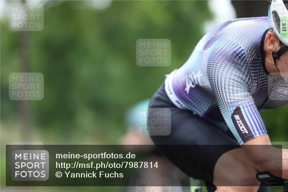 15.06.2025 - 7 Türme Triathlon Yannick Fuchs http://msf.ph/oto/7987814 15.06.2025 11:43:06 Radfahren 254, 290, 317 meine-sportfotos.de