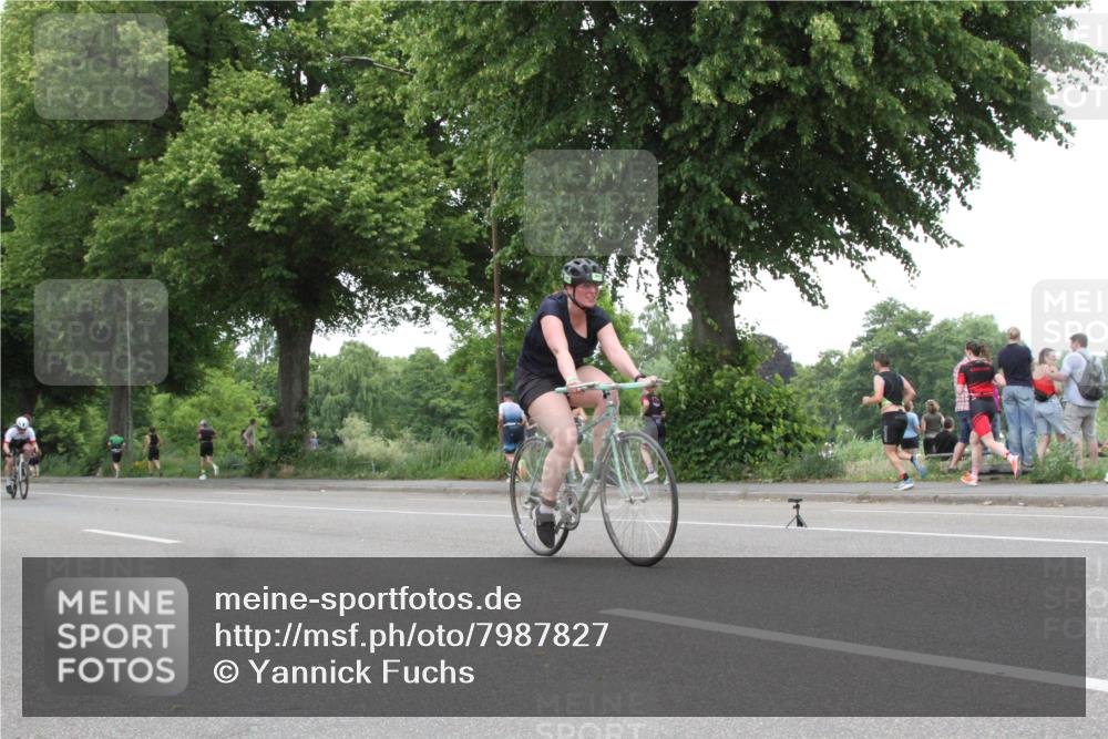 15.06.2025 - 7 Türme Triathlon Yannick Fuchs http://msf.ph/oto/7987827 15.06.2025 14:02:22 Radfahren  meine-sportfotos.de