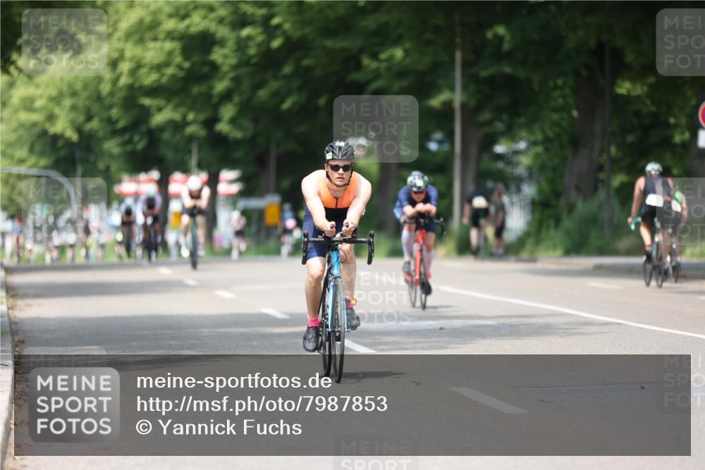 15.06.2025 - 7 Türme Triathlon Yannick Fuchs http://msf.ph/oto/7987853 15.06.2025 12:59:17 Radfahren 237, 298, 467, 503, 515, 745, 763 meine-sportfotos.de
