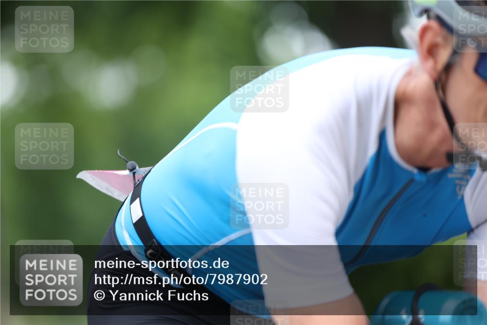 15.06.2025 - 7 Türme Triathlon Yannick Fuchs http://msf.ph/oto/7987902 15.06.2025 11:43:30 Radfahren 242, 311 meine-sportfotos.de