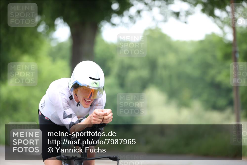 15.06.2025 - 7 Türme Triathlon Yannick Fuchs http://msf.ph/oto/7987965 15.06.2025 11:43:37 Radfahren 318 meine-sportfotos.de